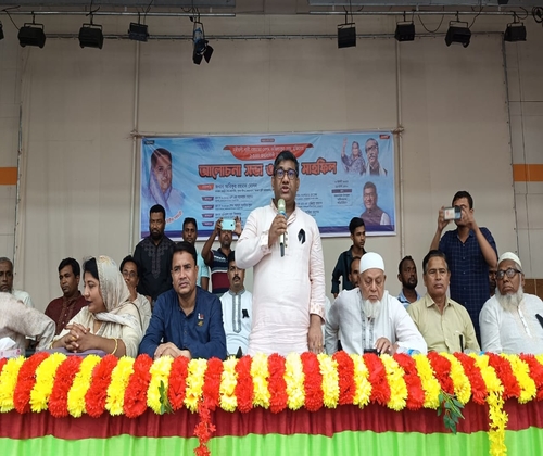 অসীম সাহস, প্রজ্ঞা, আন্তরিকতায় সাদামাটা নারী থেকে অসাধারণ মহীয়সী বঙ্গমাতা: দোলন