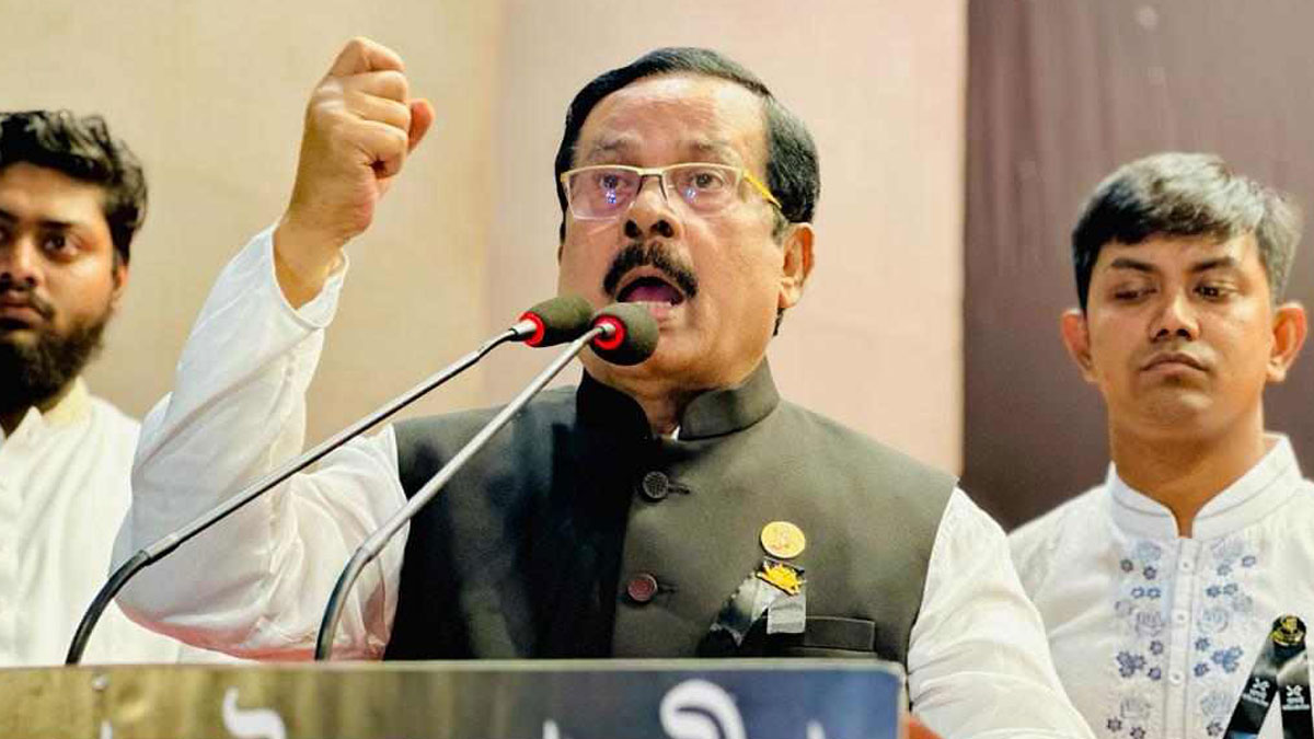 ‘বিএনপি নেতারা দেশে করছে অস্ত্র মজুদ, সিঙ্গাপুরে করছে ষড়যন্ত্র’