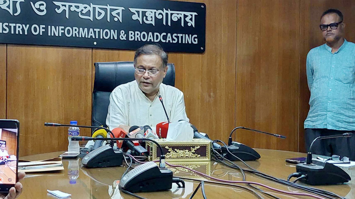 বাইডেন-হাসিনার সেলফি যুক্তরাষ্ট্রের সঙ্গে ঘনিষ্ঠতার বার্তা দেয়