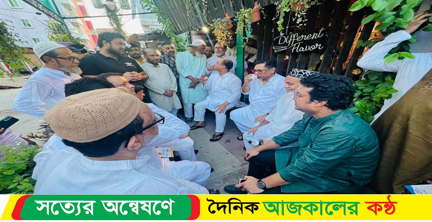 জিনজিরায় সোহাগের মাটির ভাঁড়ের চা পান করতে এলেন বিদ্যুৎ প্রতিমন্ত্রী