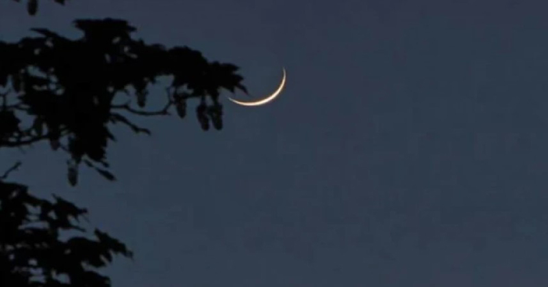 দেশের আকাশে চাঁদ দেখা গেছে, রোজা শুরু মঙ্গলবার