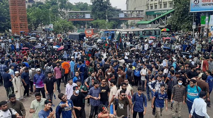 শাহবাগ ছাড়লো, দেশজুড়ে ‘কমপ্লিট শাটডাউন’ ঘোষণা প্রকৌশল শিক্ষার্থীরা