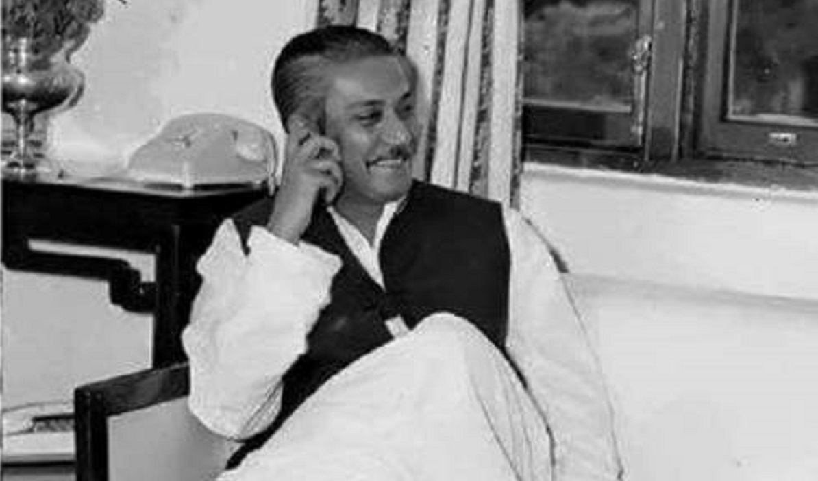 বঙ্গবন্ধু হত্যাকাণ্ডের ৫০ বছর: শোক ও রাজনীতির টানাপোড়েন