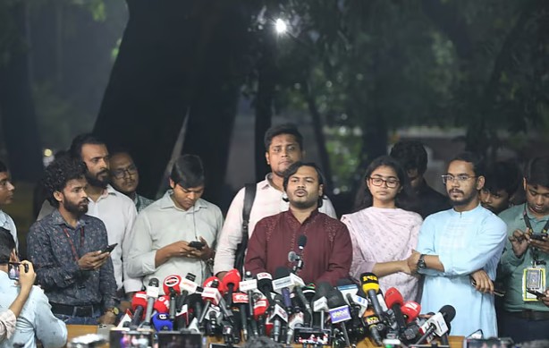 প্রধান উপদেষ্টার সঙ্গে বৈঠকে কী কথা হলো, জানাল এনসিপি