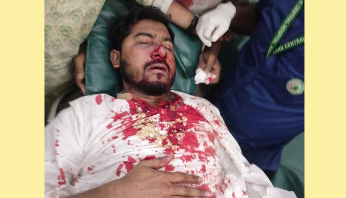 জাপা কার্যালয়ের সামনে ফের হামলা, গুরুতর আহত নুর