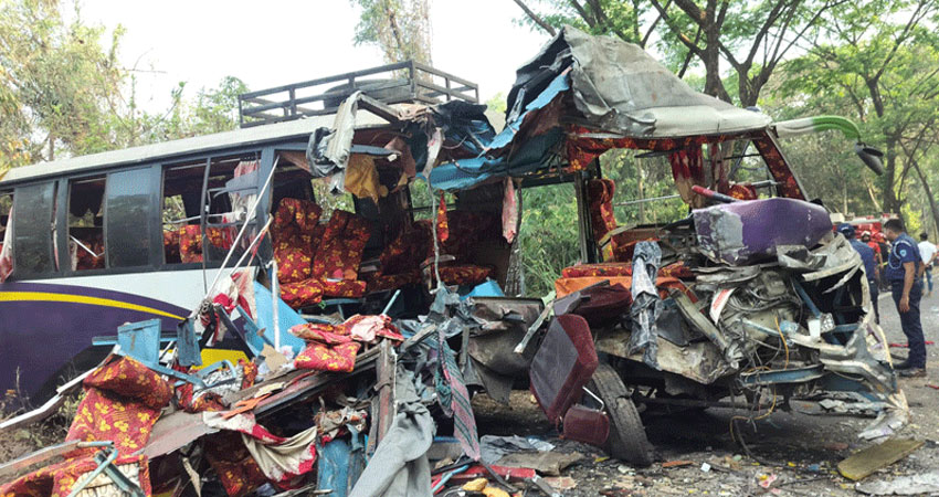 চট্টগ্রামে সড়ক দুর্ঘটনায় নিহত ৫, আহত ৪