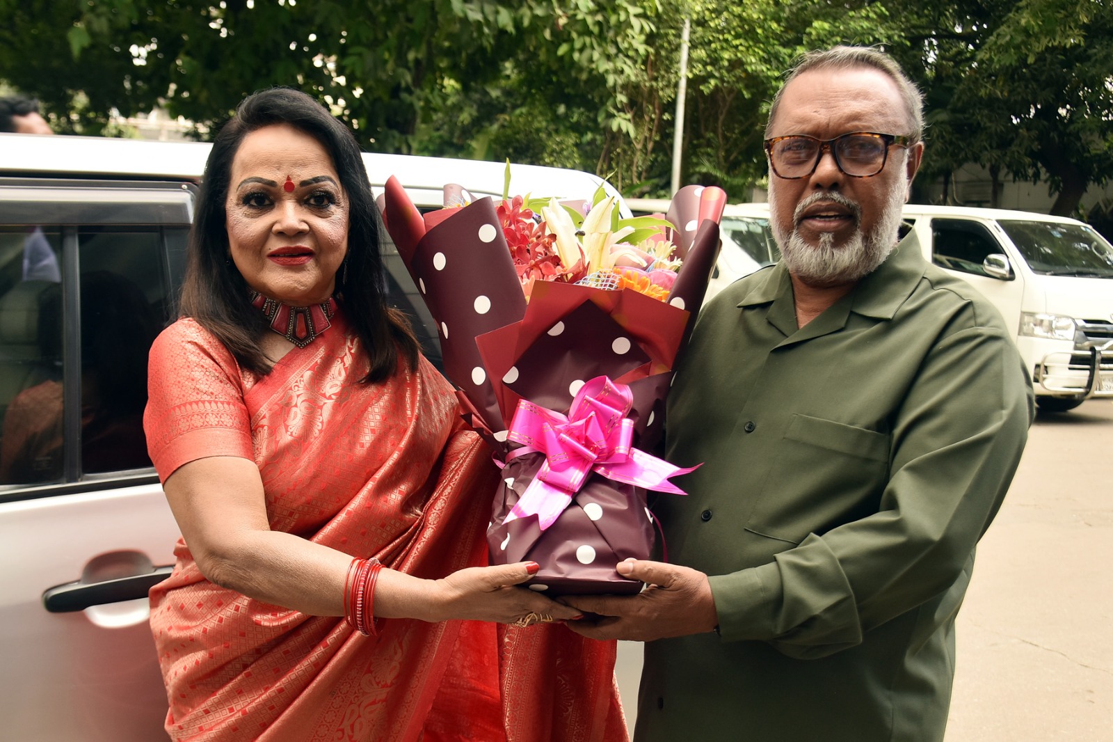 সাবিনা ইয়াসমিনকে নিয়ে ডকুফিল্ম ‘জুঁই ফুল’: বিশেষ প্রদর্শনীতে আবেগঘন মুহূর্ত