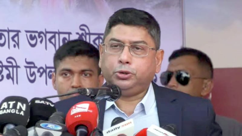 ধর্ম-বর্ণের ভেদাভেদ নেই, বাংলাদেশ সবার”: সেনাপ্রধান