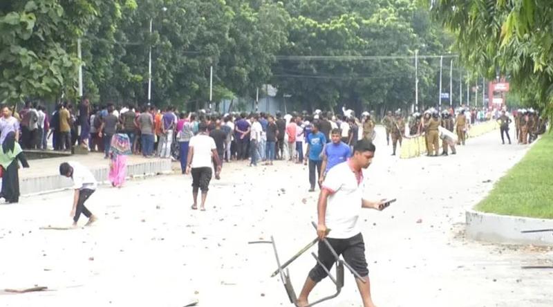 উত্তরা ইপিজেড, নীলফামারীতে শ্রমিক-আইনশৃঙ্খলা বাহিনীর সংঘর্ষে নিহত ১