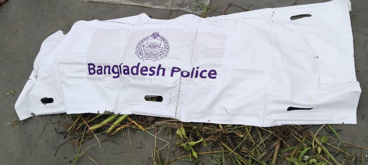 কুয়াকাটা সৈকত থেকে আবারও অর্ধগলিত মরদেহ উদ্ধার
