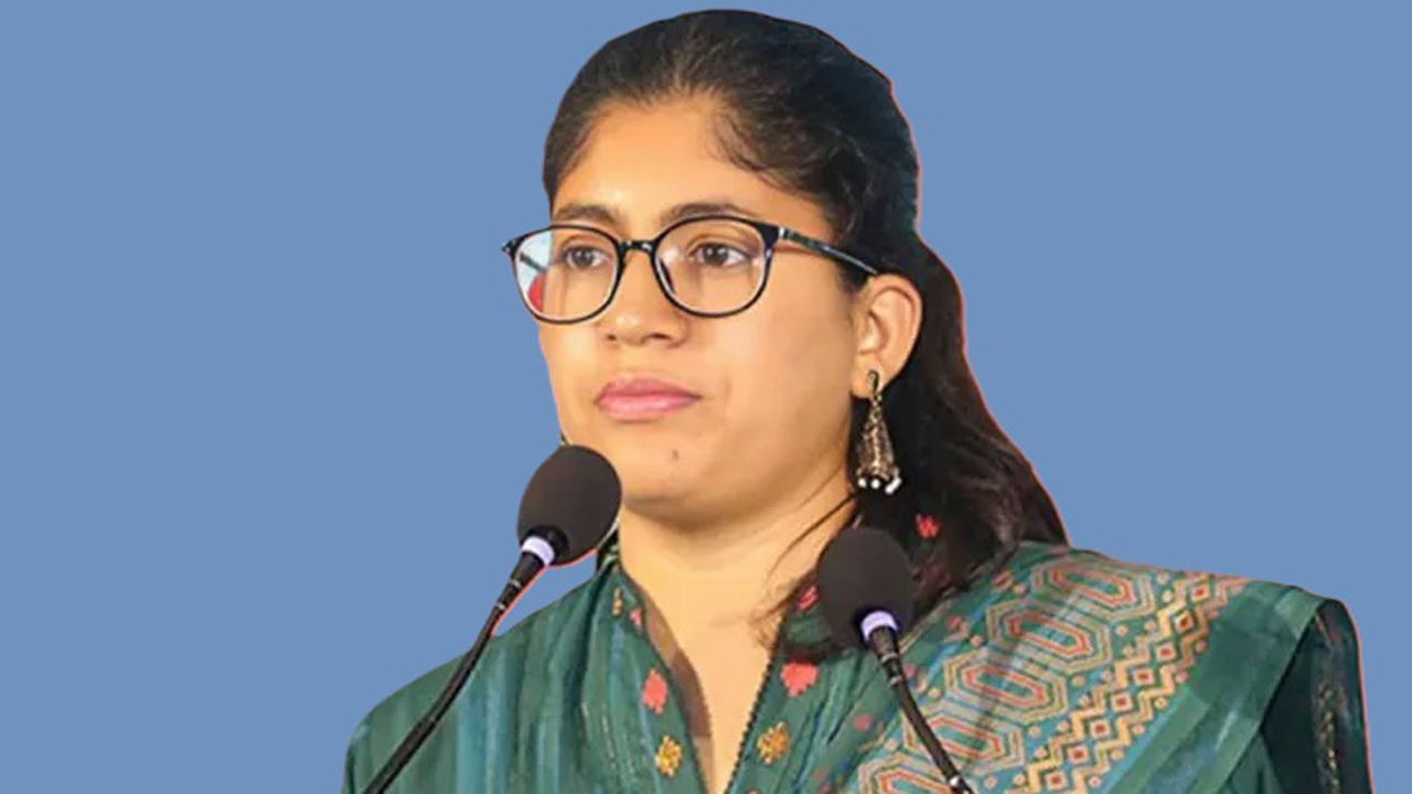 ডাকসু নির্বাচনে আচরণবিধি লঙ্ঘনের অভিযোগ তুললেন ভিপি প্রার্থী উমামা ফাতেমা