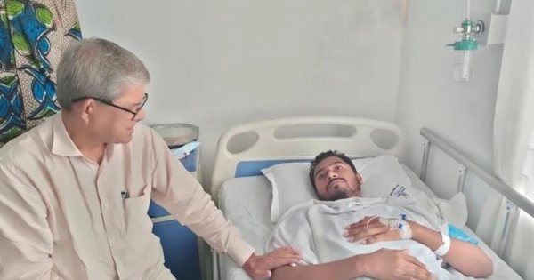 মির্জা ফখরুল হাসপাতালে গিয়ে নুর ও লুৎফুরের শারীরিক খোঁজখবর নিলেন