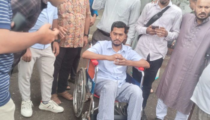 হাসপাতাল ছাড়লেন নুরুল হক নুর