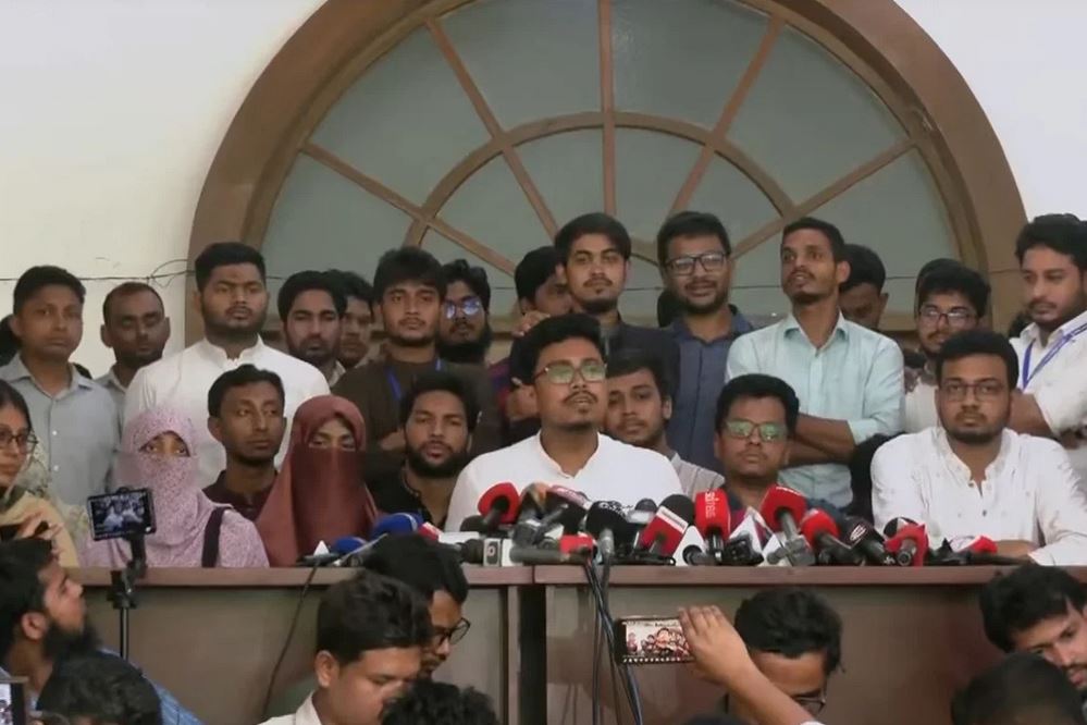 <h5>ডাকসু নির্বাচন</h5> <h3>ভিপি নির্বাচিত হয়ে বার্তা দিলেন সাদিক কায়েম</h3>