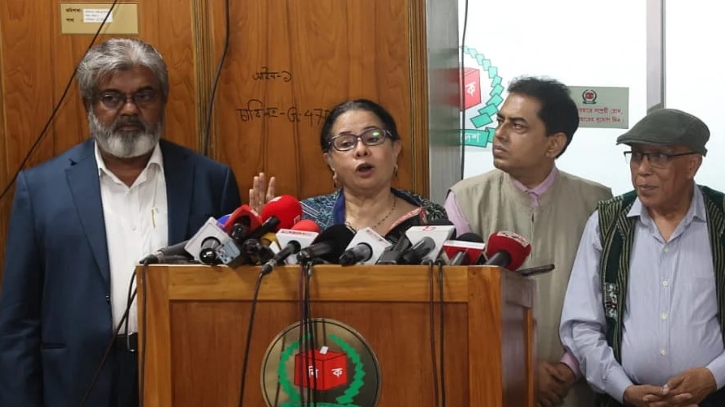 <h5>ইসি তাহমিদা</h5> <h3>দেশের জনসংখ্যা ১৯ কোটি, ঢাকায় বসবাস ১ কোটি ৫১ লাখ</h3>