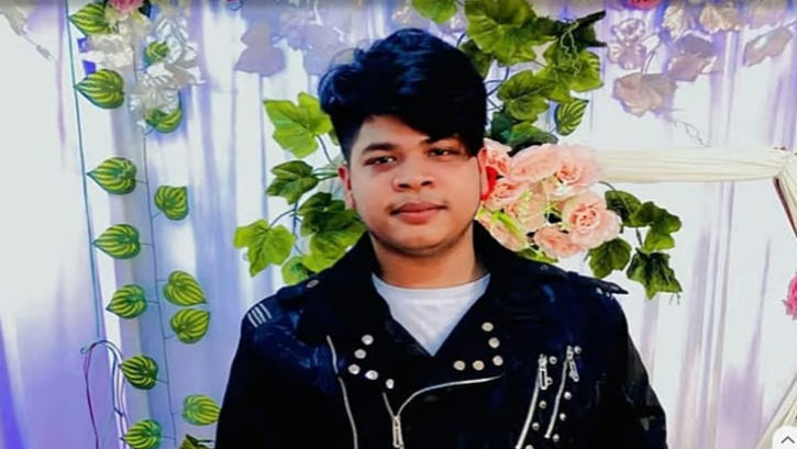 <h5>রাতের সংঘর্ষে নিহত তরুণ ছিলেন গ্রাফিক্স ডিজাইনার</h5> <h3>জেনেভা ক্যাম্পে দুই গ্রুপের সংঘর্ষে ককটেল বিস্ফোরণ, নিহত ১</h3>
