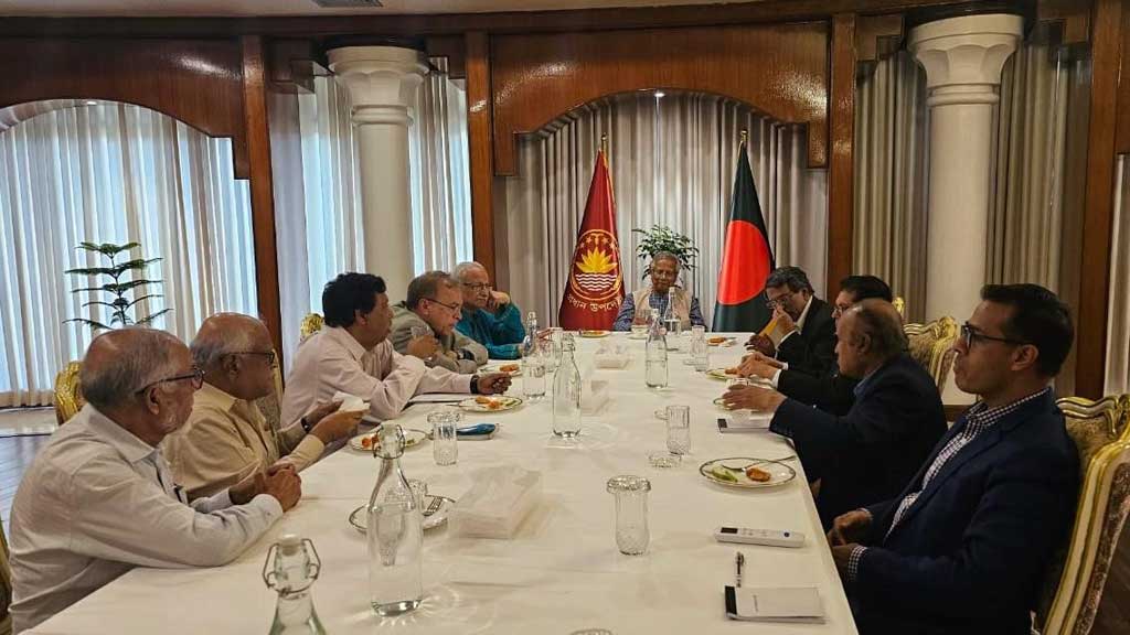 জুলাই সনদ স্বাক্ষর সামনে রেখে ঐকমত্য কমিশনের বৈঠক