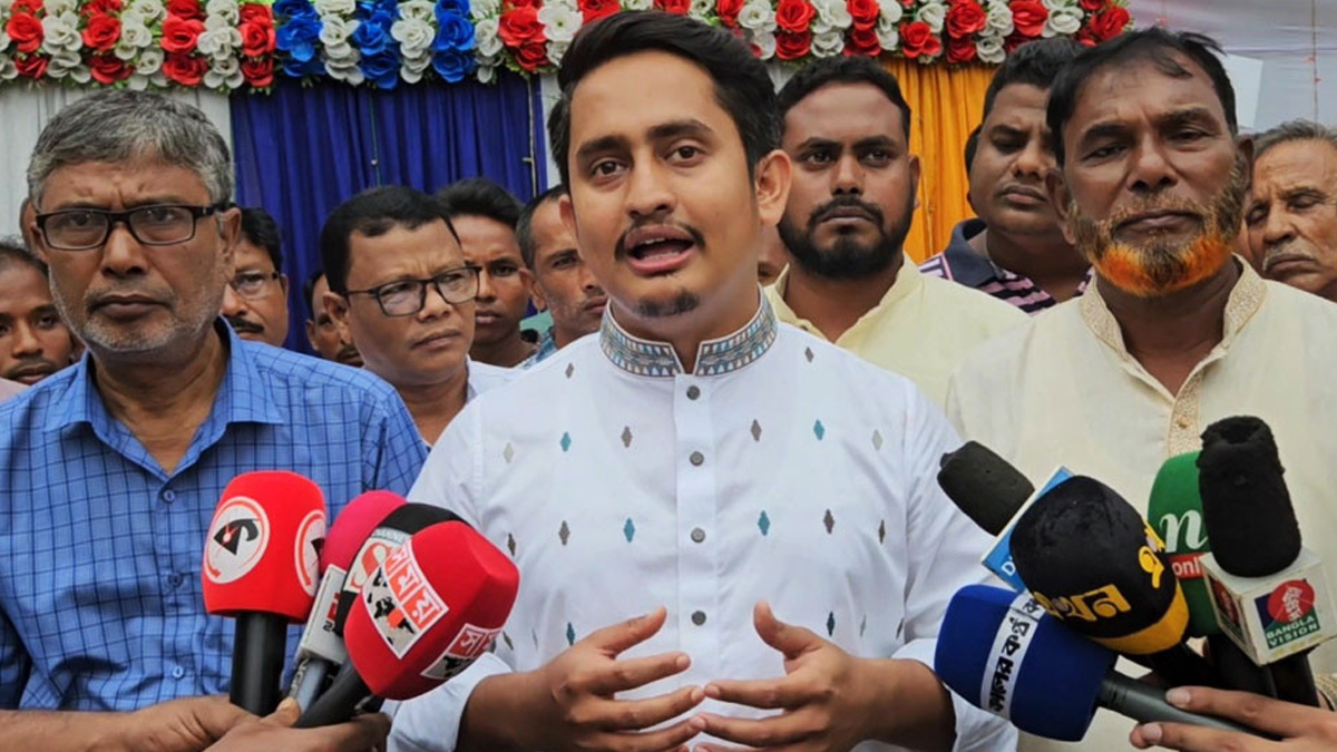 <h5>নেসকো কর্মকর্তাদের ‘কলিজা ছেঁড়ার’ হুমকি</h5> <h3>পঞ্চগড়ে বিদ্যুৎ বিচ্ছিন্নতায় ক্ষুব্ধ এনসিপি নেতা</h3>