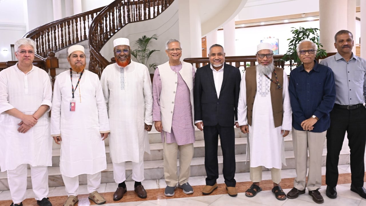 নির্বাচনের দিন গণভোট চেয়ে জটিলতা তৈরি করছে বিএনপি: ডা. তাহের