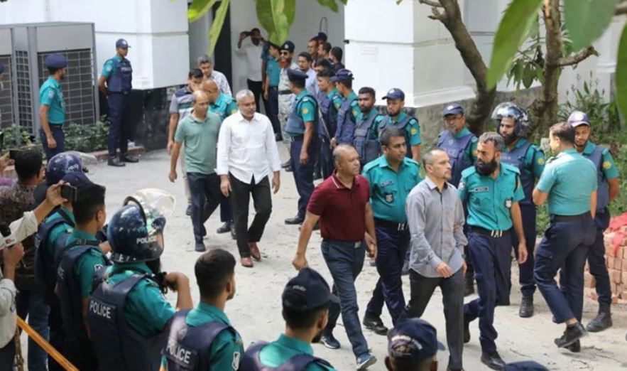 গুমের মামলায় ট্রাইব্যুনালে হাজির ১৩ সেনা কর্মকর্তা