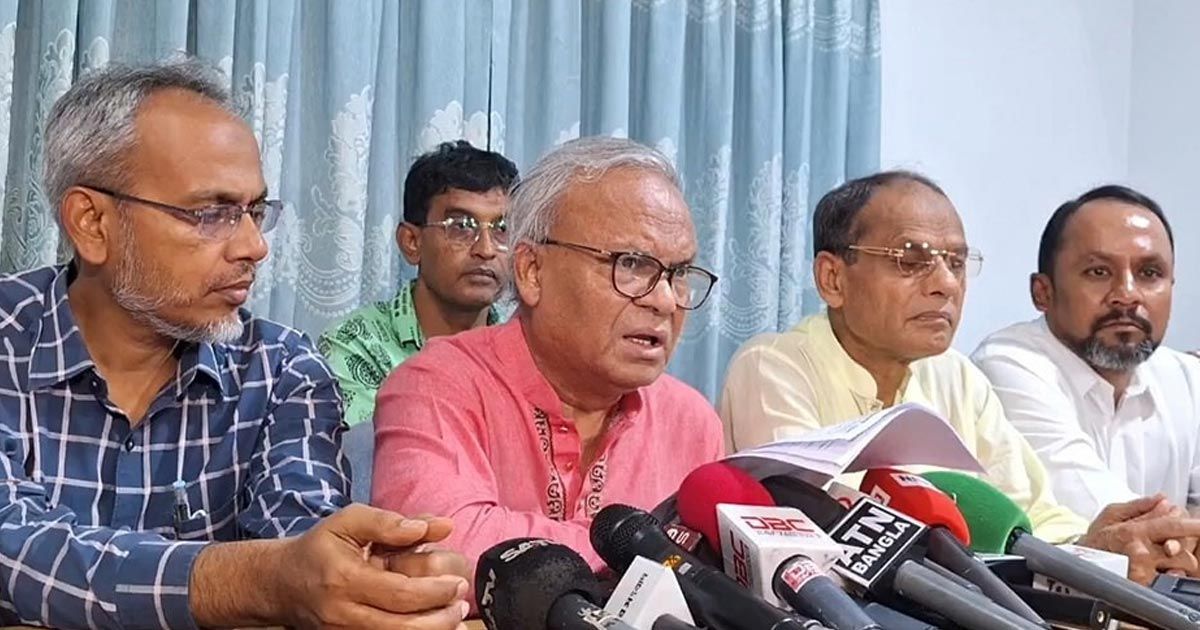 <h5>রুহুল কবির রিজভী</h5> <h3>খালেদা জিয়ার শারীরিক অবস্থায় উন্নতি নেই, বিদেশে নেওয়ার সিদ্ধান্ত হয়নি</h3>