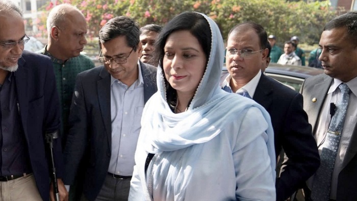 এভারকেয়ার থেকে মায়ের বাড়িতে জুবাইদা রহমান