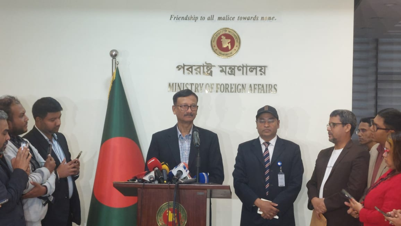 নির্বাচন নিয়ে প্রতিবেশীদের উপদেশ চাই না: ভারতকে পররাষ্ট্র উপদেষ্টা