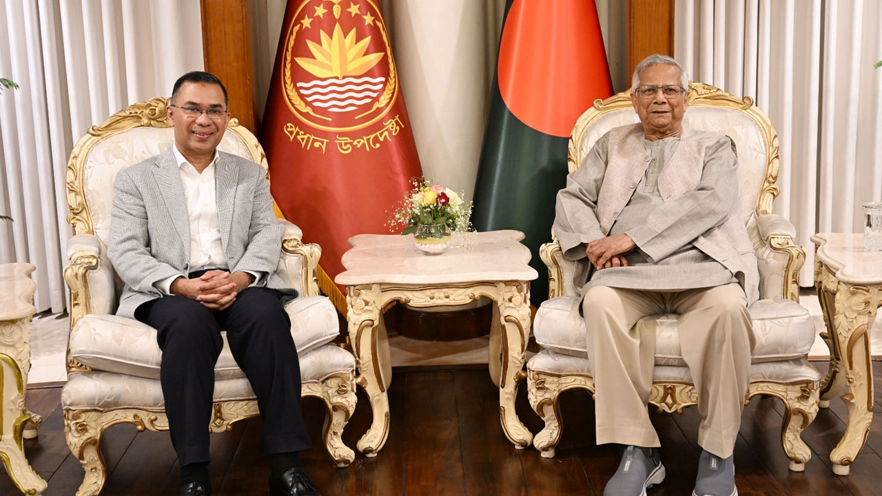 <h5>ড. মুহাম্মদ ইউনূস</h5> <h3>তারেক রহমানকে প্রধান উপদেষ্টার অভিনন্দন বার্তা</h3>