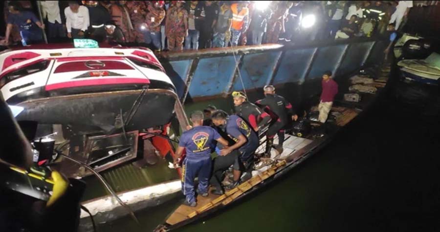 নিহতদের পরিবারকে ১ কোটি টাকা ক্ষতিপূরণ দিতে সরকারকে লিগ্যাল নোটিশ
