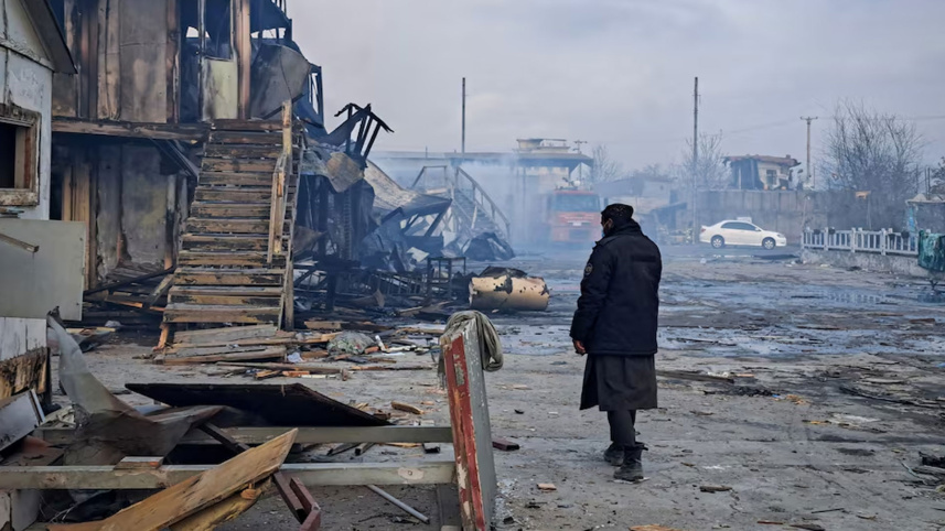 কাবুলের হাসপাতালে বিমান হামলা: তালেবানের দাবি, নিহত ৪০০