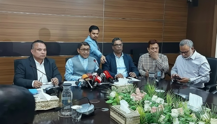 ৬ থেকে ৫৯ মাস বয়সী সব শিশুকে হামের টিকা দেওয়ার সিদ্ধান্ত