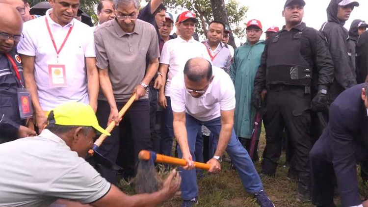 বাবার স্মৃতিবিজড়িত কক্সবাজারের ‘পাতলী খাল’ পুনঃখনন উদ্বোধন করলেন প্রধানমন্ত্রী