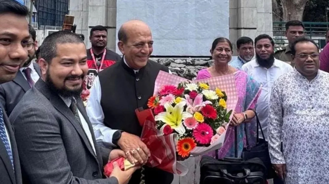 বাংলাদেশ-ভারত একসঙ্গে হলে বিশ্বশক্তি গড়ে উঠবে: নতুন ভারতীয় হাইকমিশনার দিনেশ ত্রিবেদী
