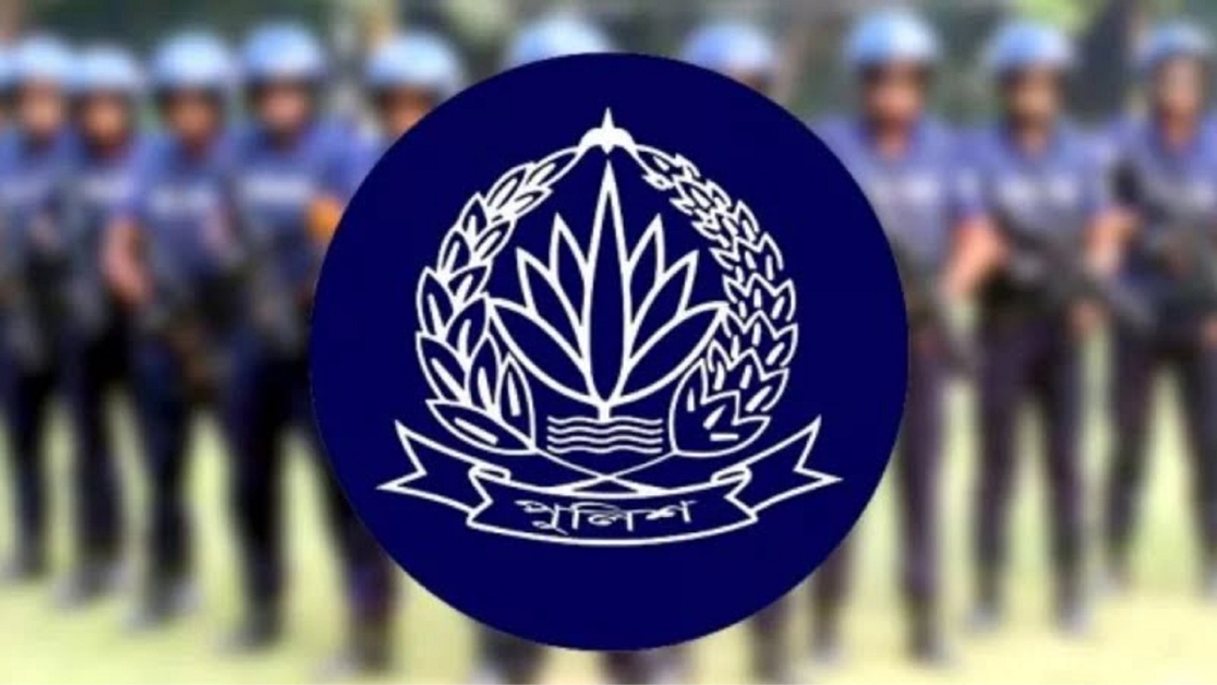 ৫ পুলিশ কর্মকর্তা অতিরিক্ত আইজিপি পদে পদোন্নতি, ৩ জেলায় প্রশাসক নিয়োগ