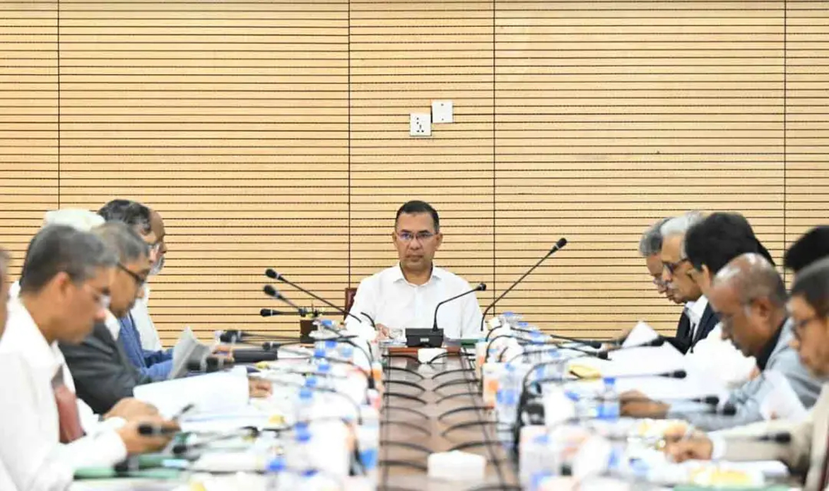 <h5>সর্বনিম্ন মূল বেতন ২০ হাজার, সর্বোচ্চ ১ লাখ ৫৬ হাজার টাকা</h5> <h3>সরকারি চাকরিজীবীদের নতুন বেতন কাঠামো অনুমোদন</h3>