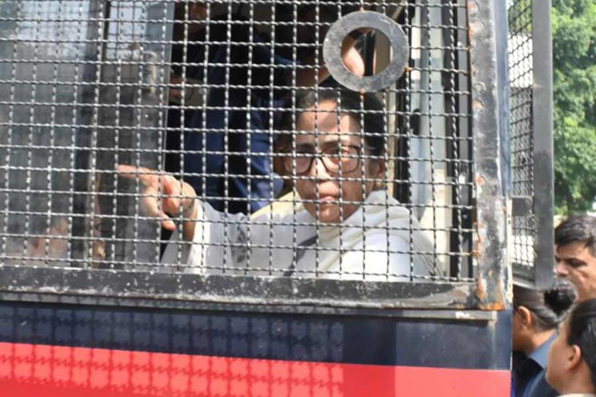 দিল্লিতে আটক মমতা বন্দ্যোপাধ্যায়, সঙ্গে তৃণমূলের নেতারাও
